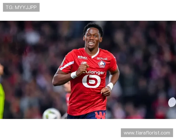 乔纳森·戴维从中锋到二前锋的角色演变分析