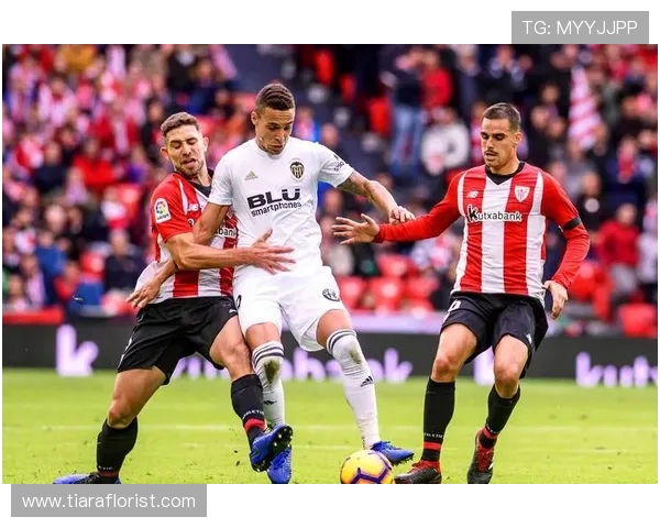 巴黎关键比赛表现波动，球队稳定性面临考验